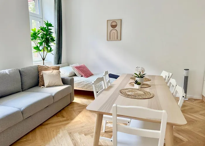 アパート Modern Renovated Spacious