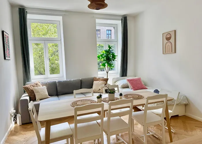Modern Renovated Spacious